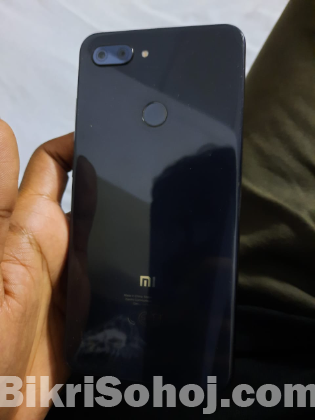 MI 8 Lite